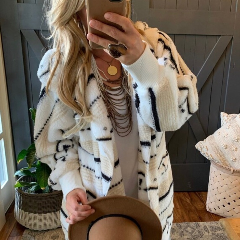 New Cozy Oversized Teddy Hooded Cardigan Sweater Coat / Western Southwest Boho - Picture 2 of 9